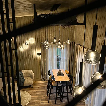 Holiday home Lakstigalas Lux *